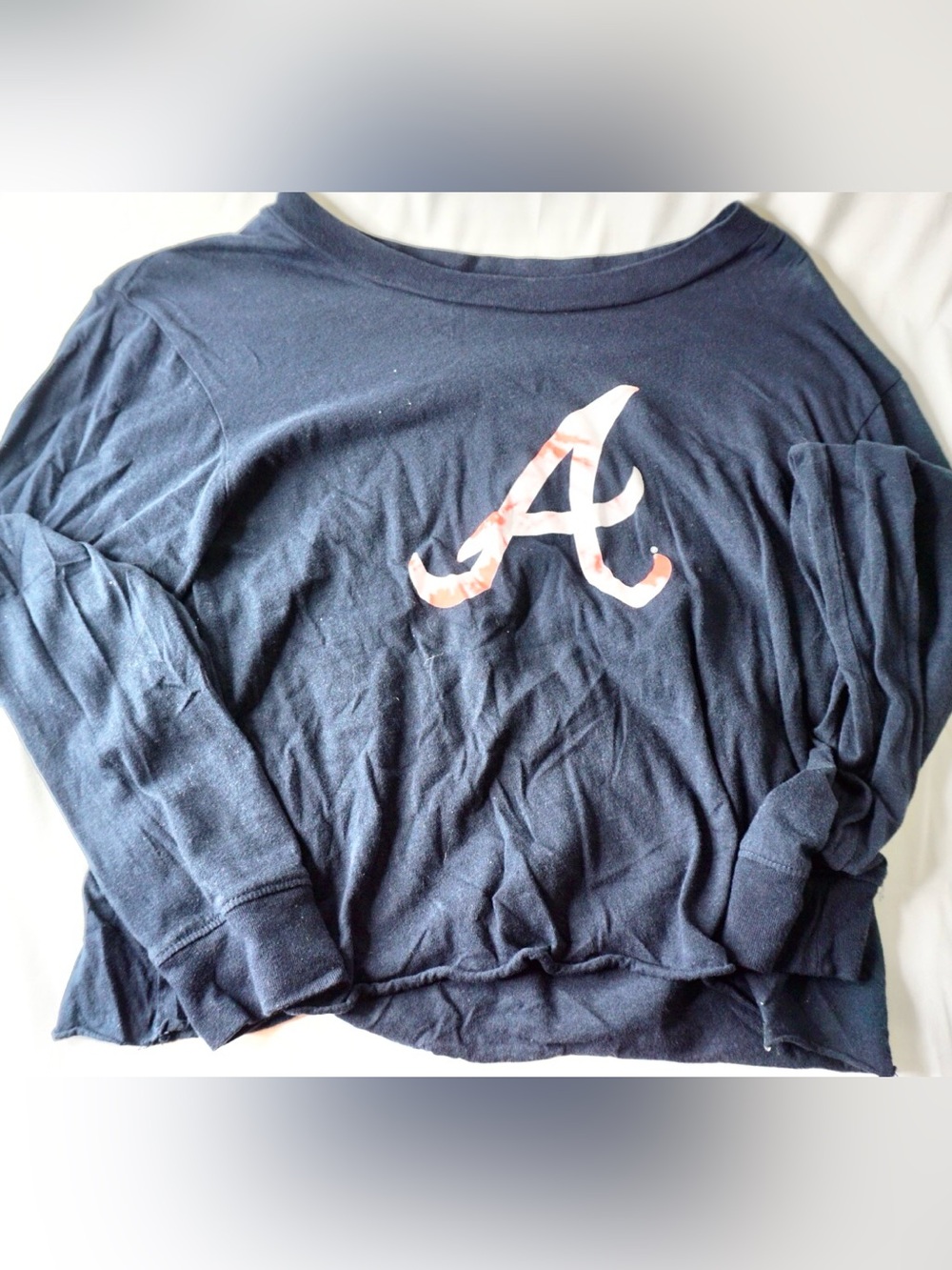 New Era Dark Blue Crewneck with Subtle Logo Print
